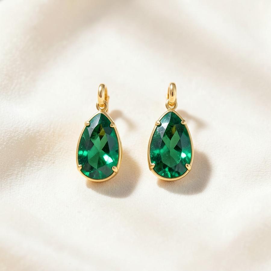 Chandni Emerald Drop Earrings — Tanviksha Store